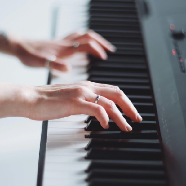 Teclados y pianos